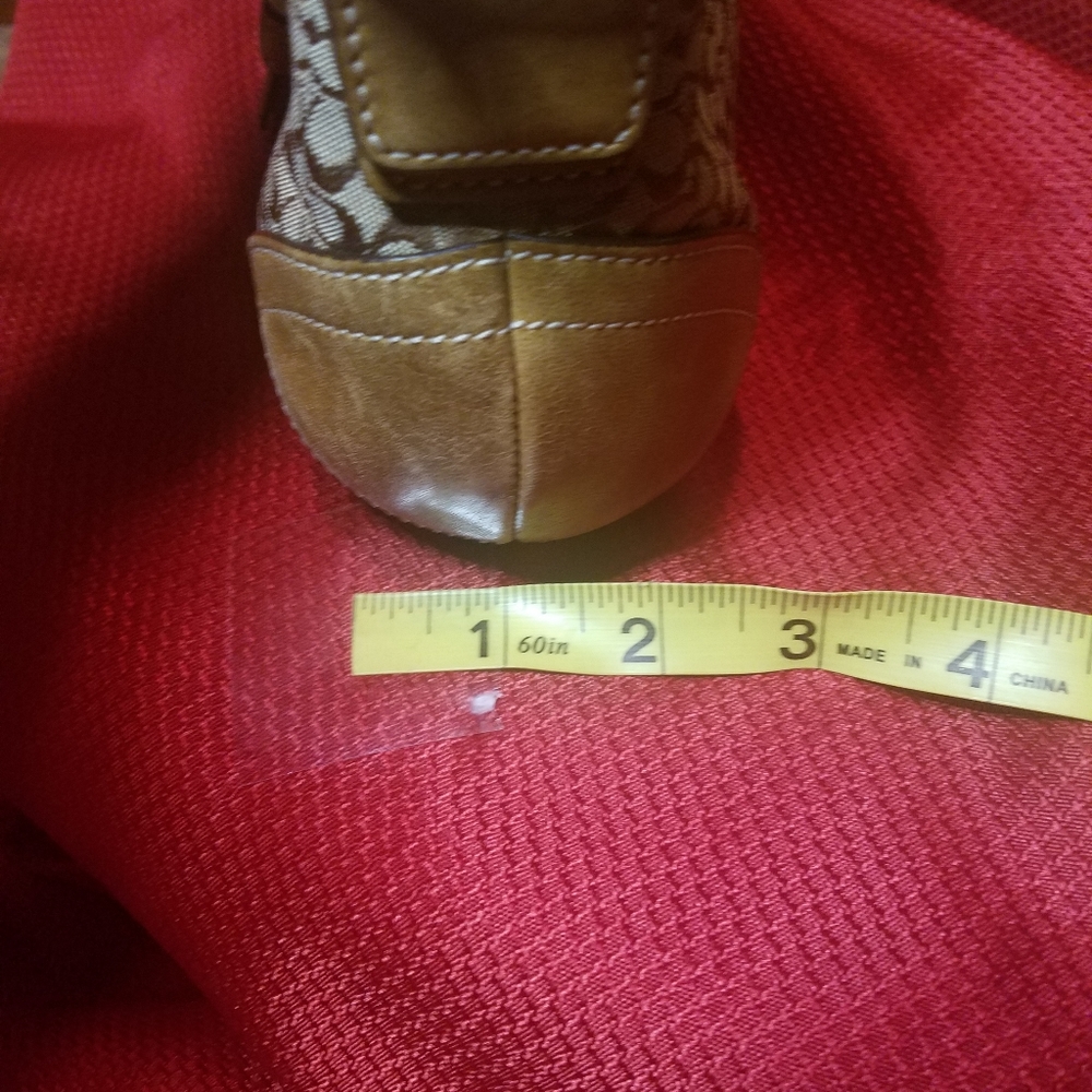 Coach Signature Satchel - Picture 5 of 16